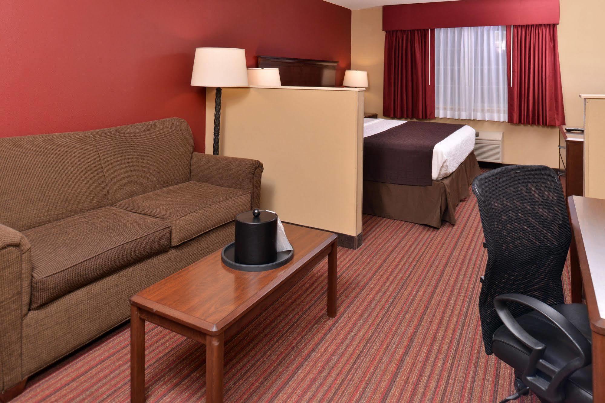 Best Western Woodland Inn Zewnętrze zdjęcie