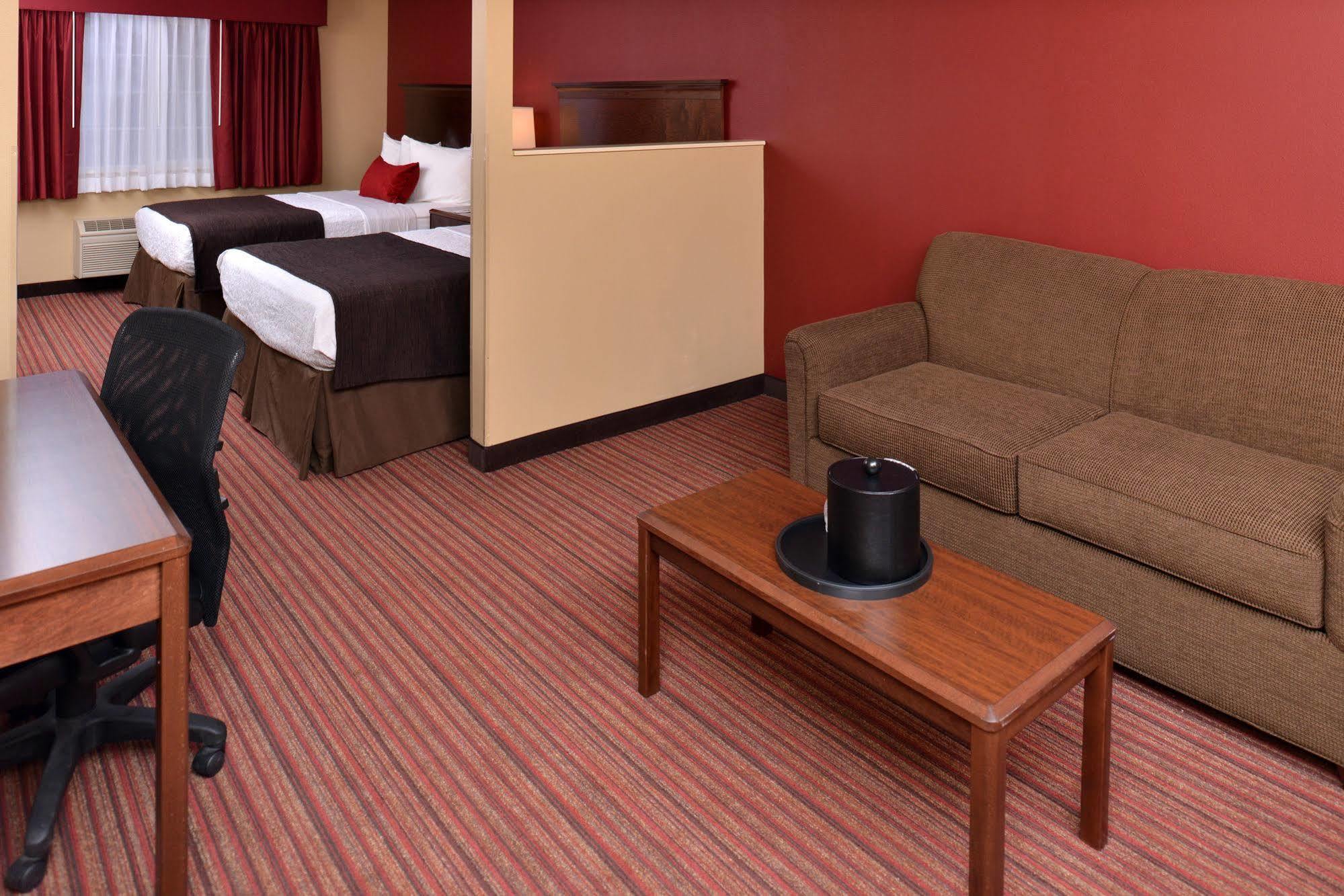 Best Western Woodland Inn Zewnętrze zdjęcie